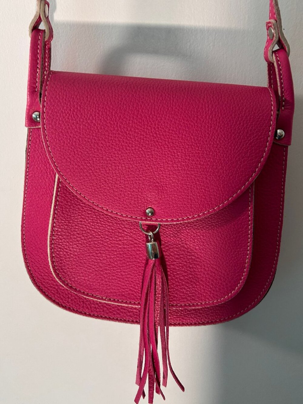 Italian Leather (""Vera Pelle") Fuchsia Pink Crossbody Saddle Bag with Tassel